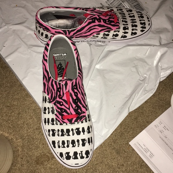 Vans x Ashley Williams Era Sneakers 10.5 Womens NWT - Picture 4 of 8